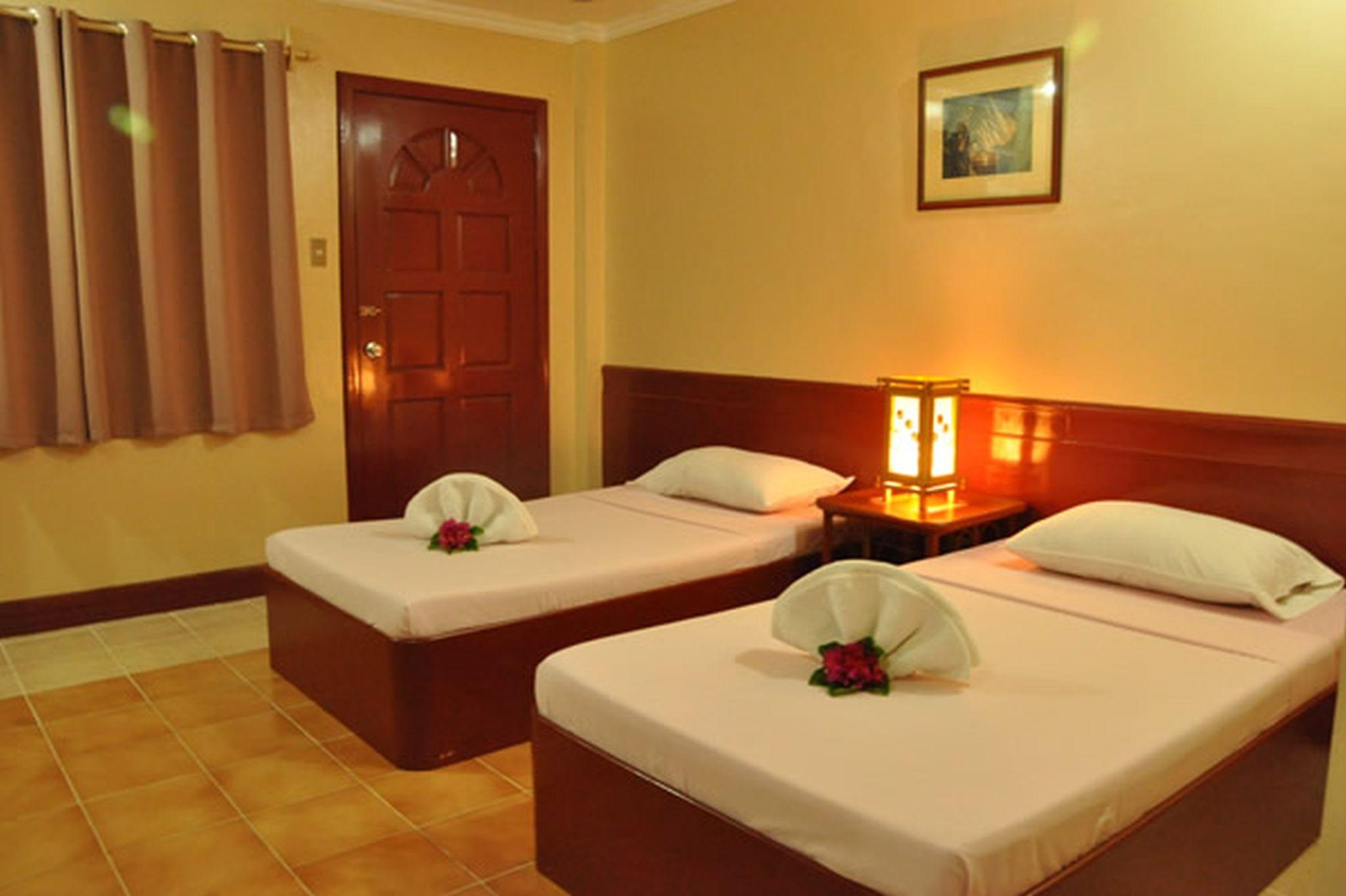 Casa Pilar Beach Resort Manoc-Manoc Екстер'єр фото