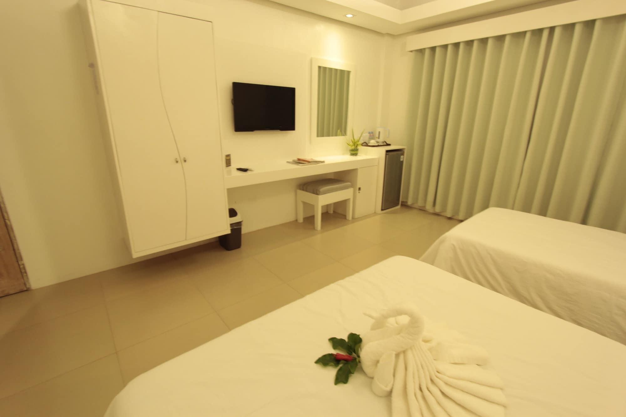Casa Pilar Beach Resort Manoc-Manoc Екстер'єр фото