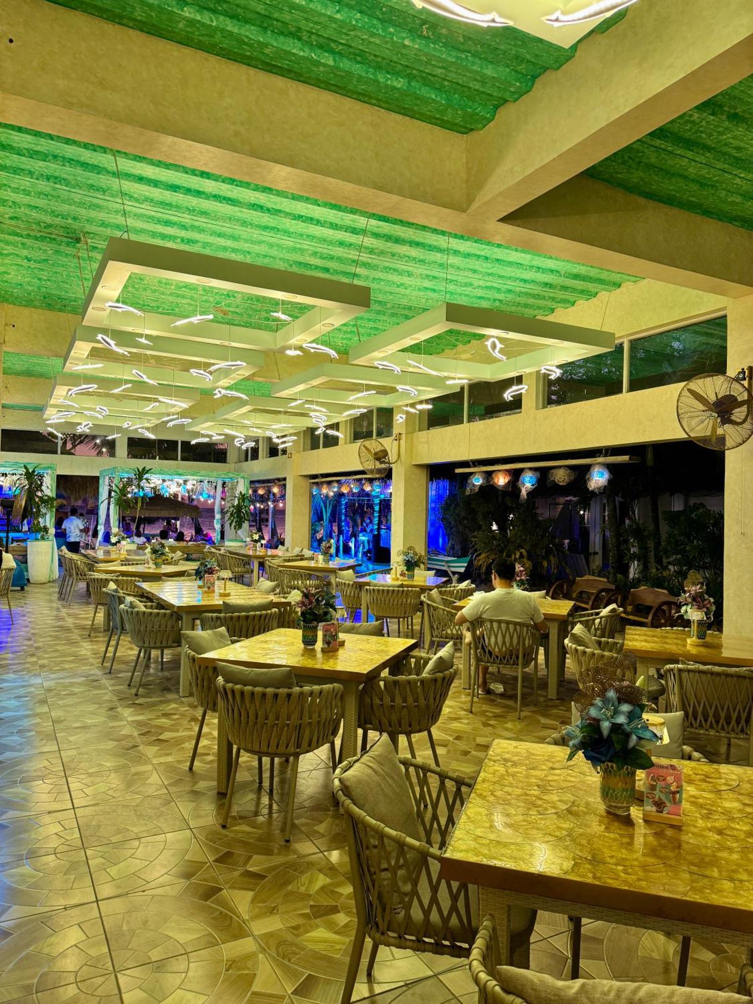 Casa Pilar Beach Resort Manoc-Manoc Екстер'єр фото