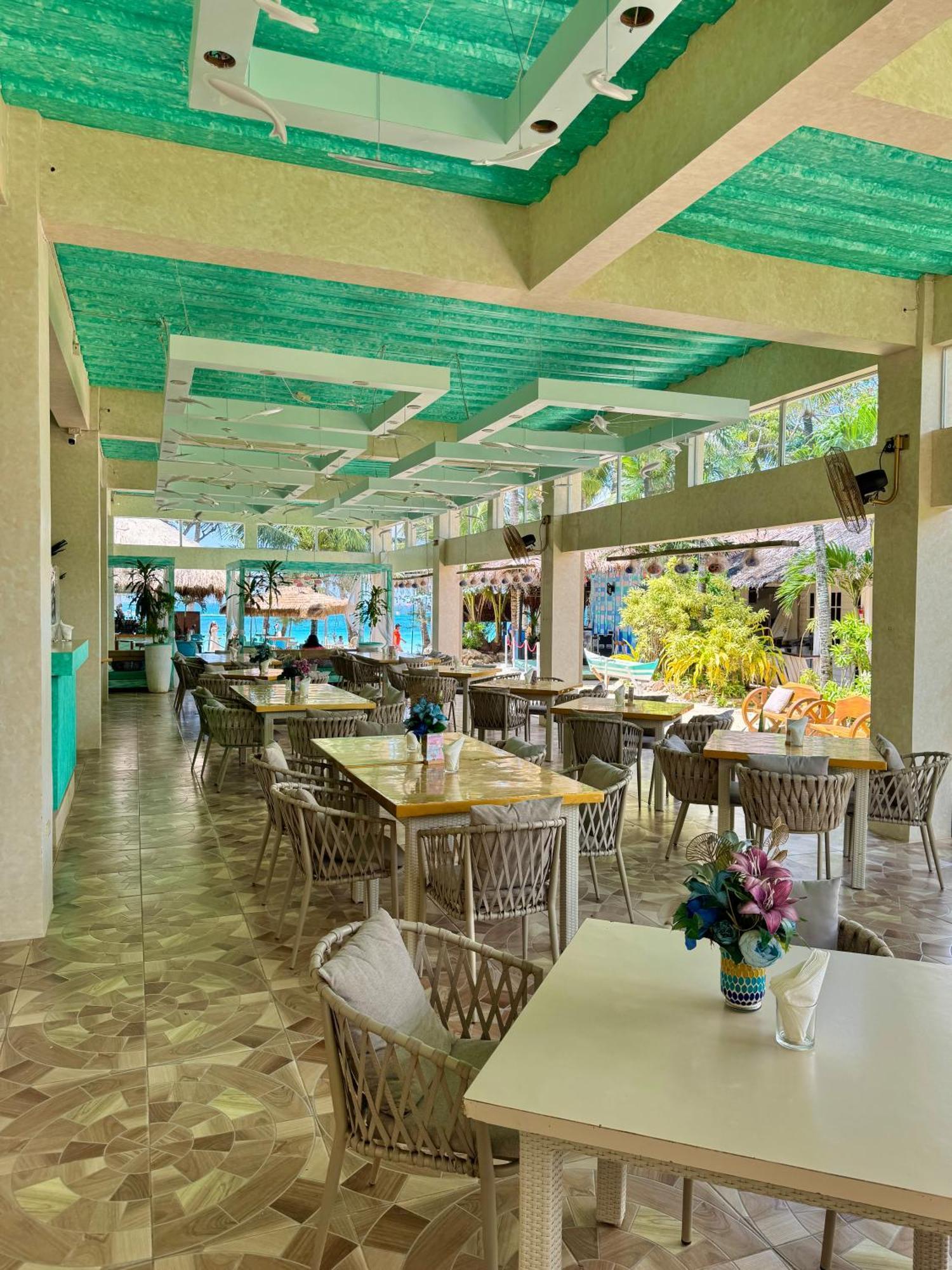 Casa Pilar Beach Resort Manoc-Manoc Екстер'єр фото