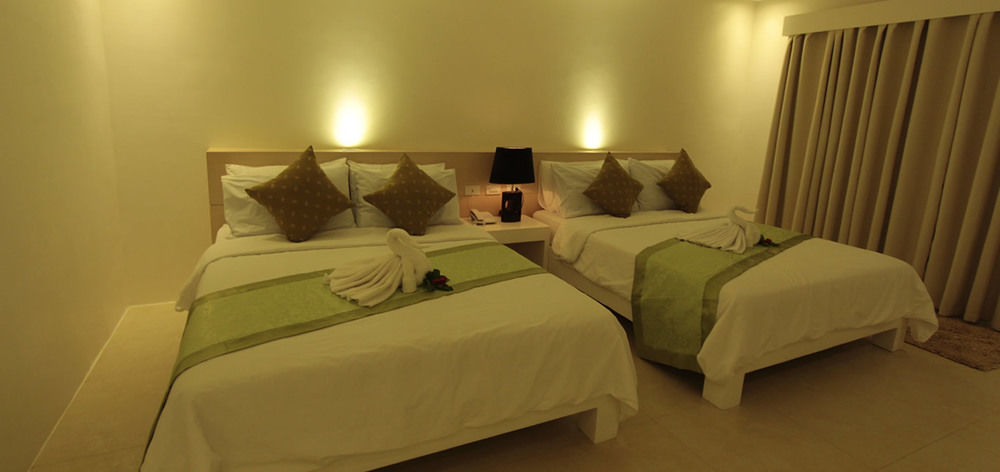 Casa Pilar Beach Resort Manoc-Manoc Екстер'єр фото