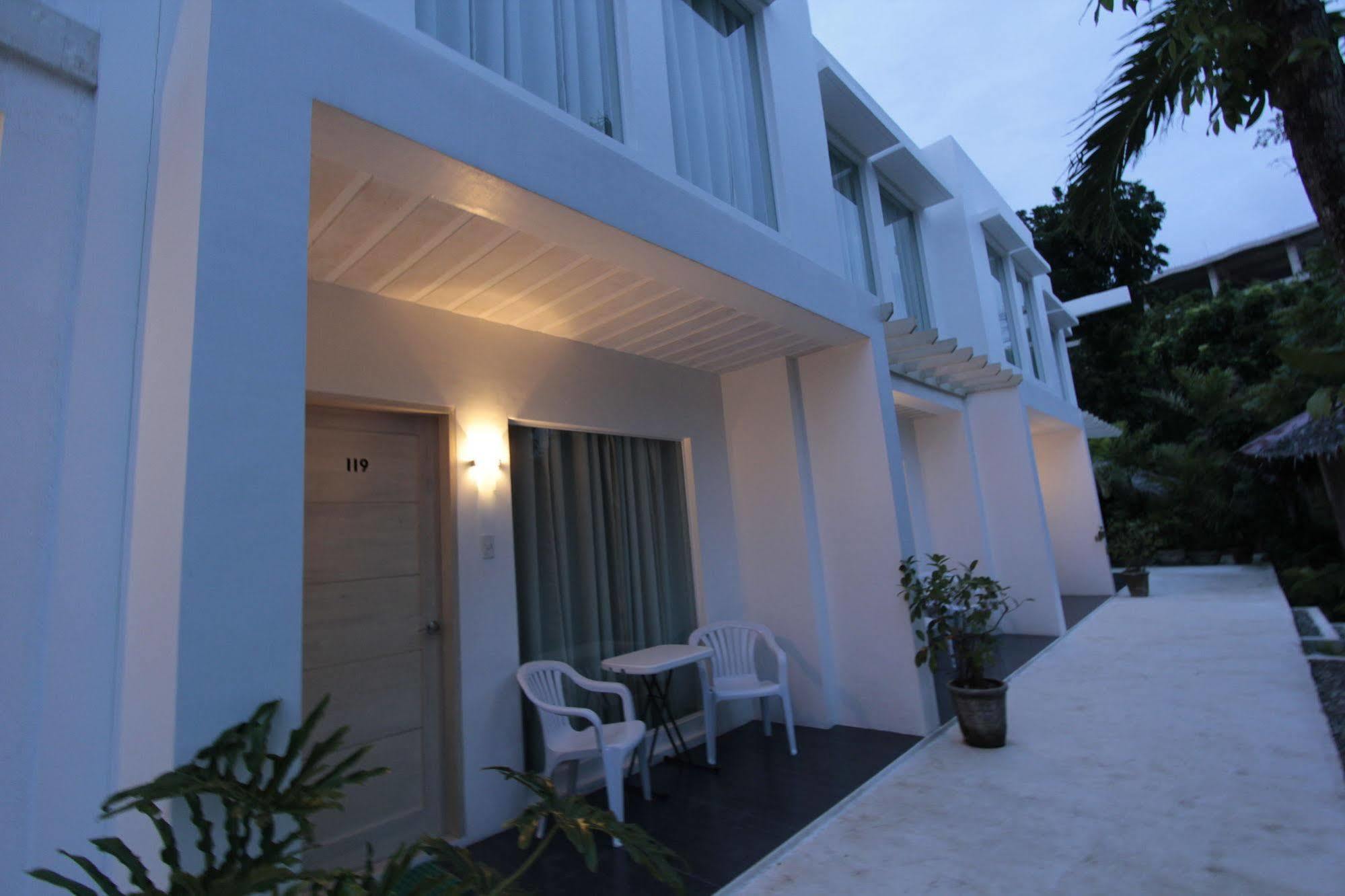 Casa Pilar Beach Resort Manoc-Manoc Екстер'єр фото