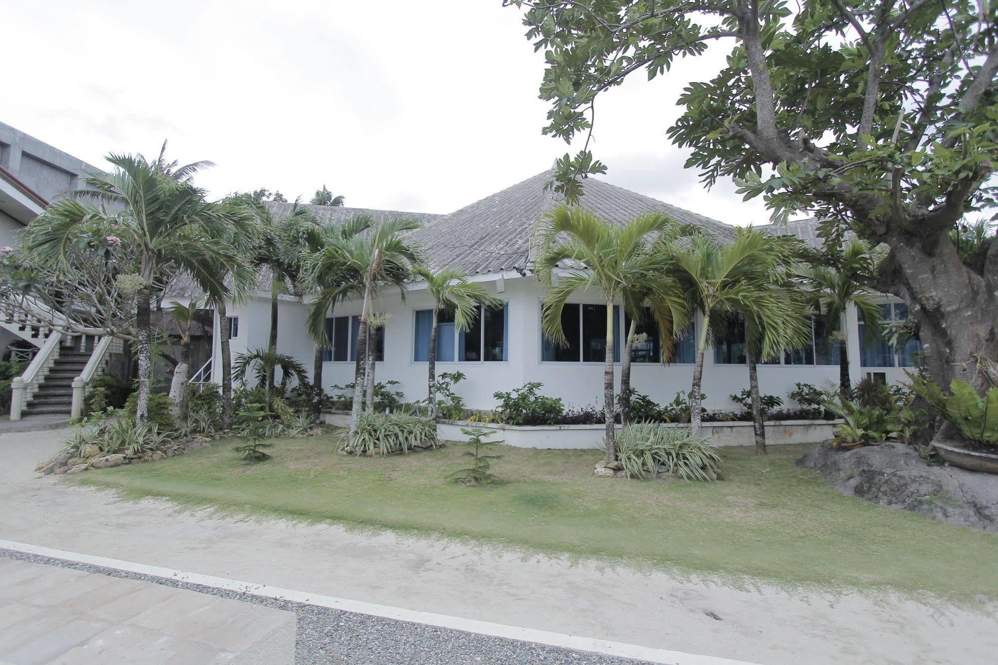 Casa Pilar Beach Resort Manoc-Manoc Екстер'єр фото